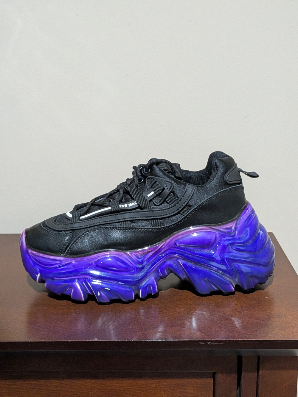Women's 8.5 Steve Madden "Revel" Black/Purple Platform Sneakers